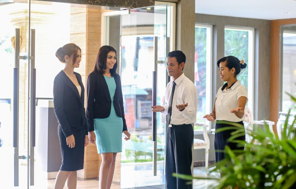 Sylvia Hotel Premier Kupang Κούπανγκ Εξωτερικό φωτογραφία