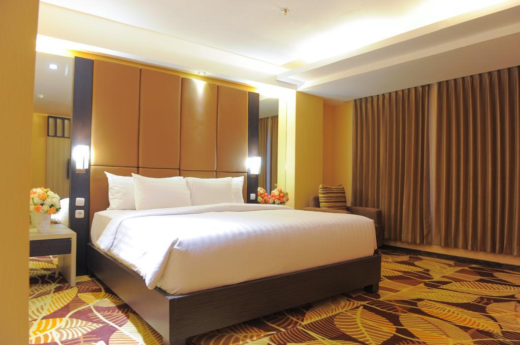 Sylvia Hotel Premier Kupang Κούπανγκ Δωμάτιο φωτογραφία
