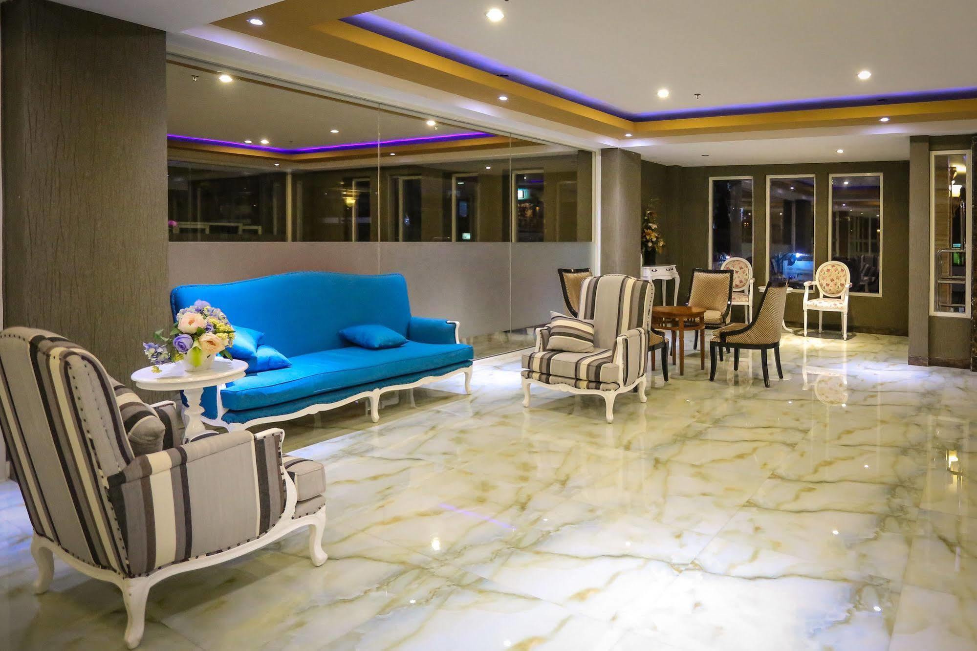 Sylvia Hotel Premier Kupang Κούπανγκ Εξωτερικό φωτογραφία