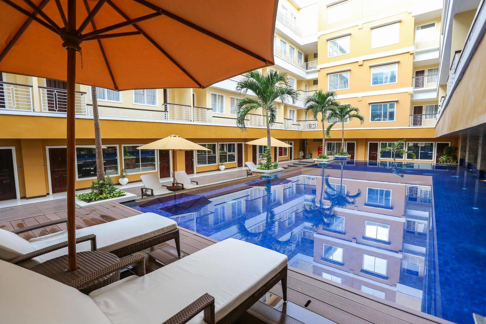 Sylvia Hotel Premier Kupang Κούπανγκ Εξωτερικό φωτογραφία